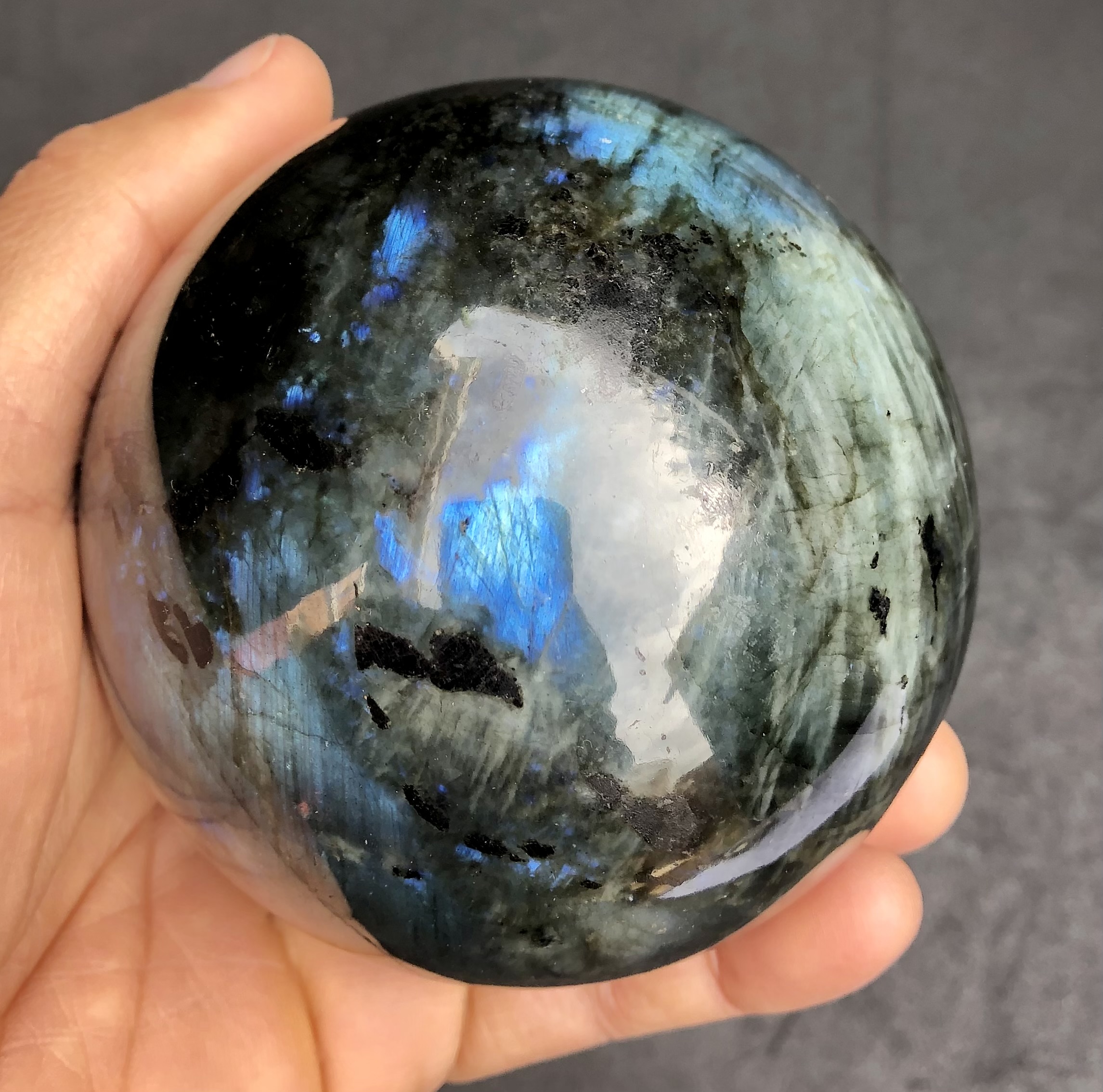 Blue Labradorite Sphere 3.44in - Image 6