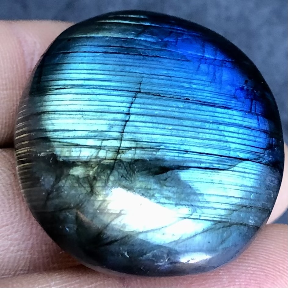 Striped Blue Labradorite Palm Stone 1.69 oz - Image 2